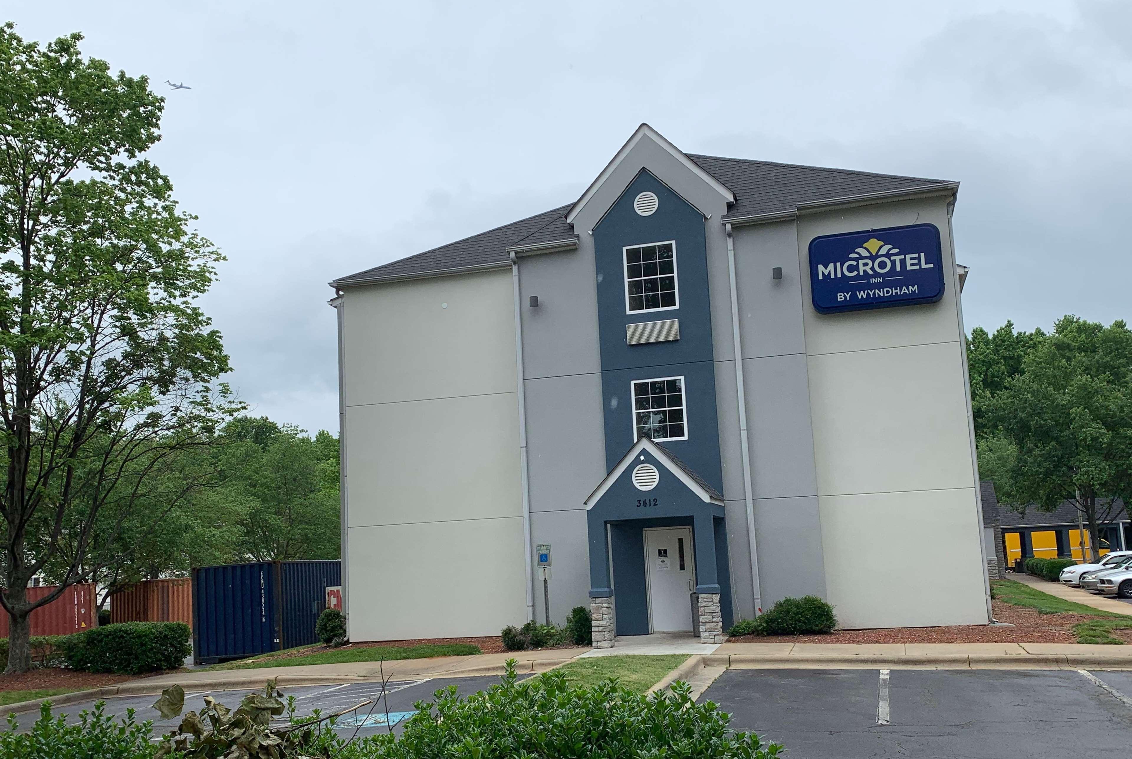 Microtel Inn By Wyndham Charlotte Airport Buitenkant foto