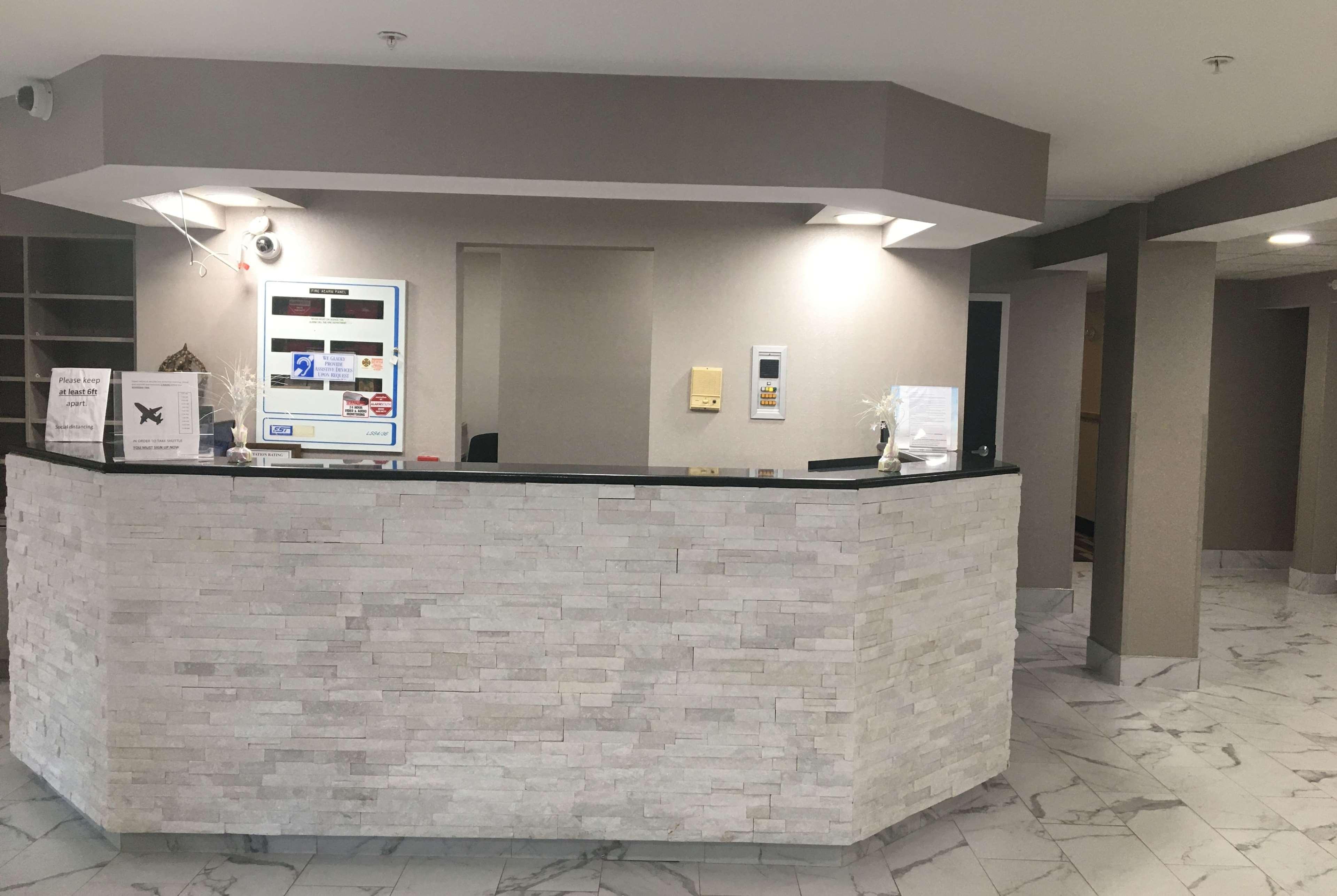 Microtel Inn By Wyndham Charlotte Airport Buitenkant foto